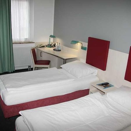 Vorsfelder Hof Otel Wolfsburg Dış mekan fotoğraf
